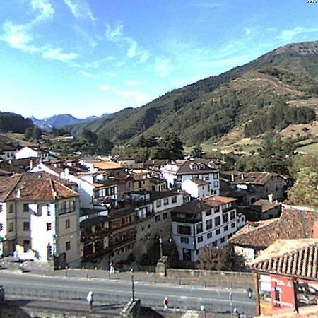 Apartamento Poco Trigo En Potes Luaran gambar